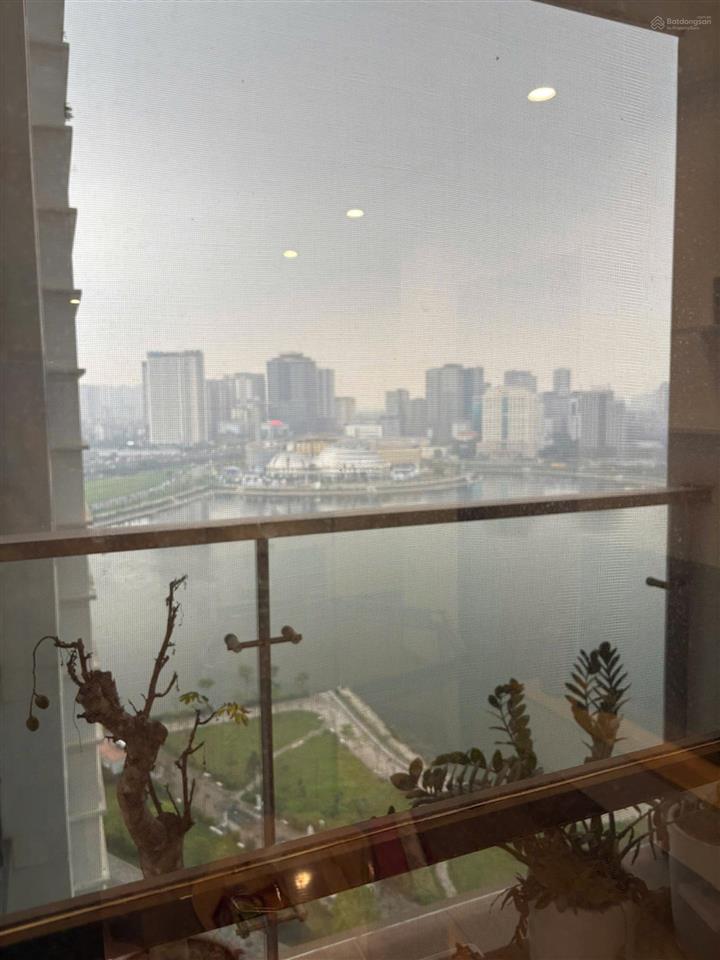 Chính chủ s3 căn 01 view thẳng hồ ban công đông nam 2pn full vào ở luôn xem nhà 24/24 0325 643 ***
