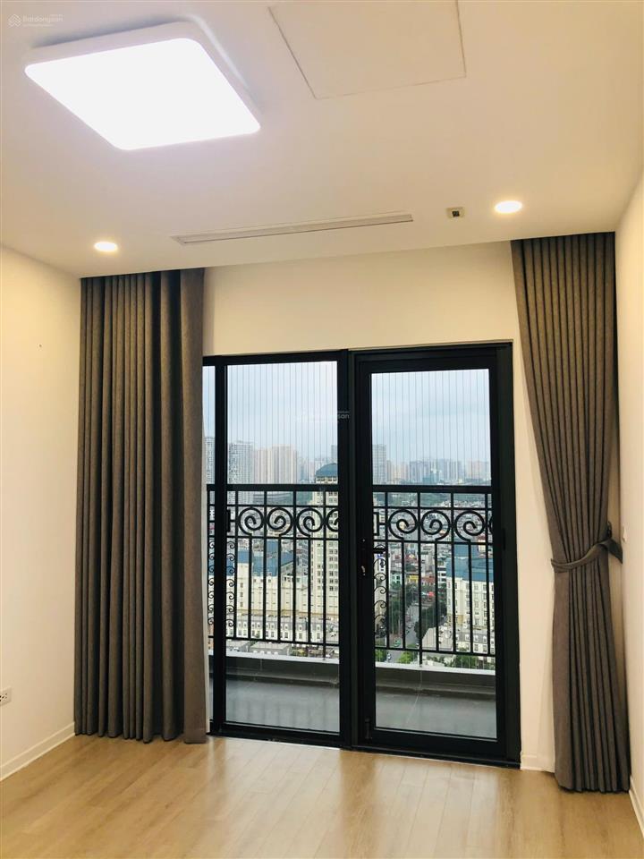 Cho thuê e3 80m 2pn2wc đồ cơ bản view kangnam đang trống vào ở luôn, xem nhà 24/24 0325 643 ***
