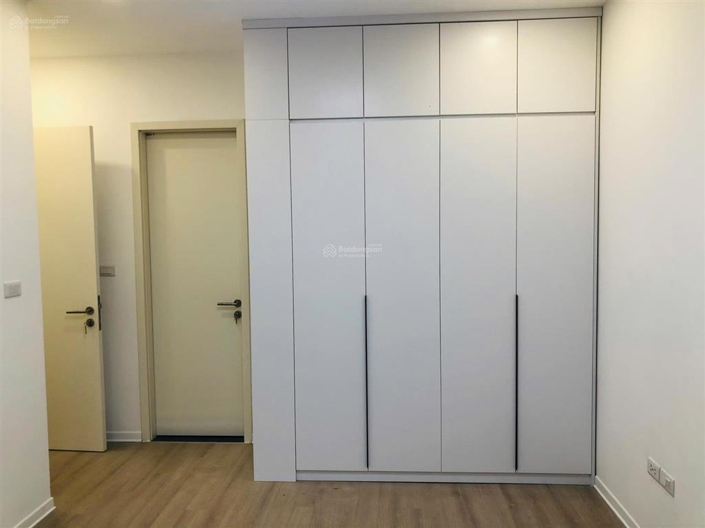 Cho thuê e3 80m 2pn2wc đồ cơ bản view kangnam đang trống vào ở luôn, xem nhà 24/24 0325 643 ***