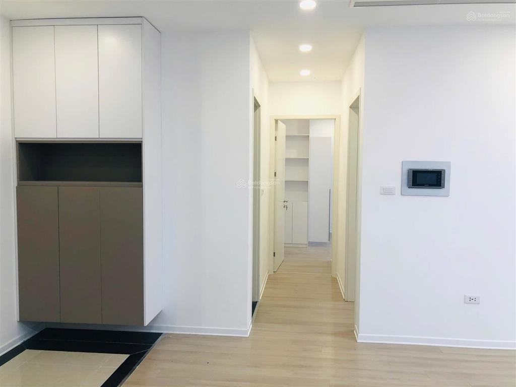 Cho thuê e3 80m 2pn2wc đồ cơ bản view kangnam đang trống vào ở luôn, xem nhà 24/24 0325 643 ***
