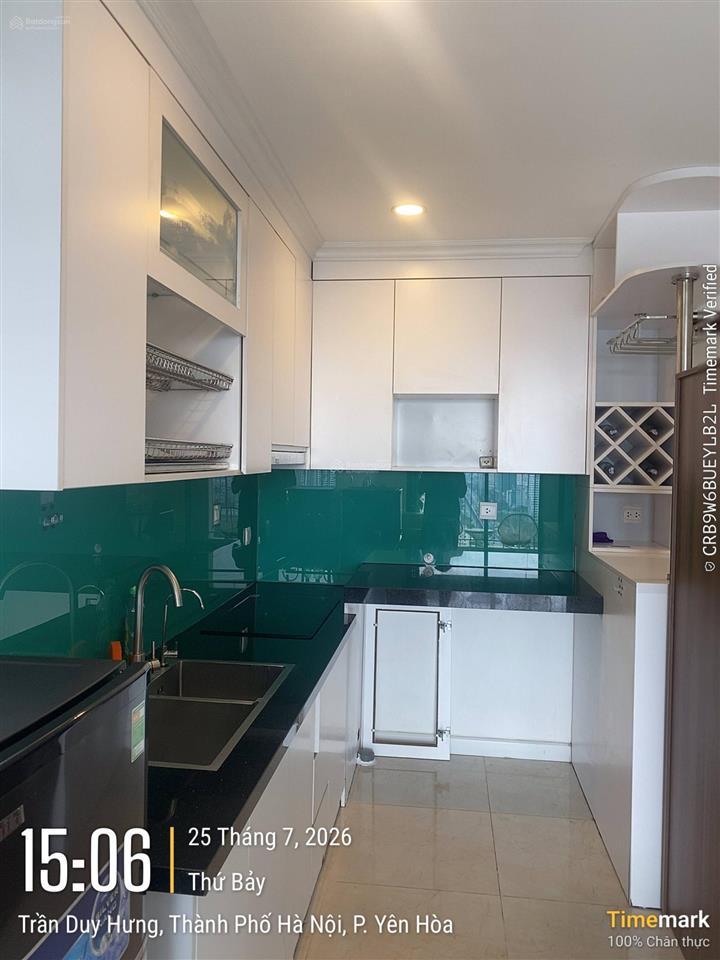 Cho thuê căn hộ 2pn1wc căn góc toà c2 đồ cơ bản có tủ bếp, giá 15tr/th có thể vào ở ngay 0325 643 ***