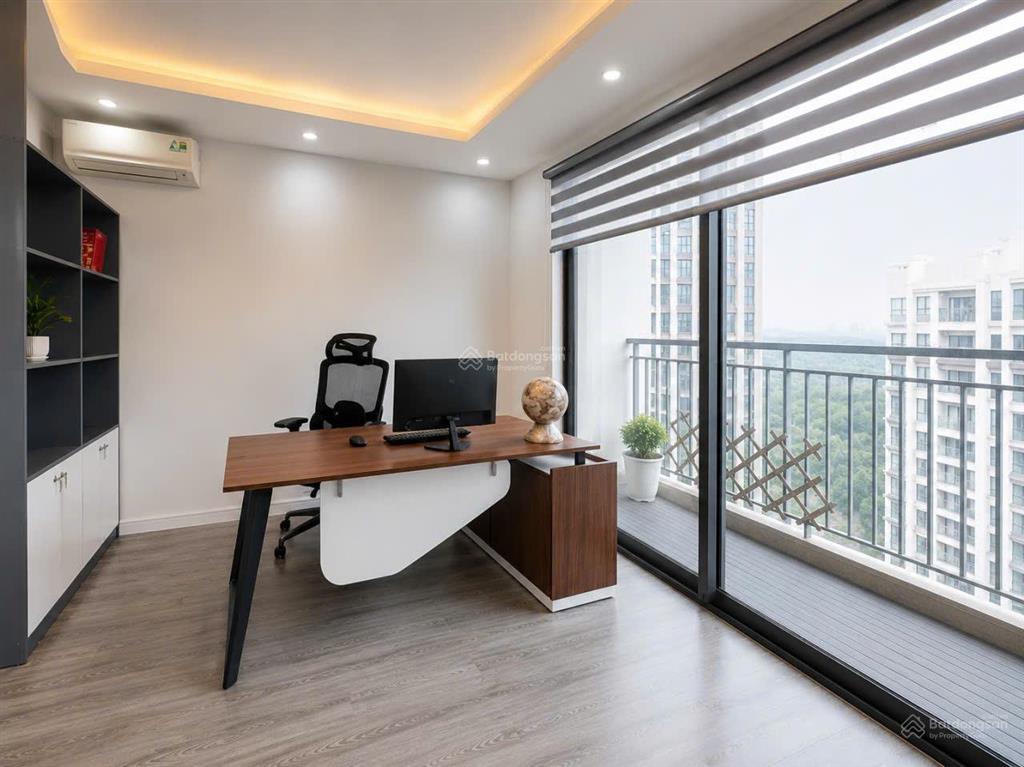 Chính chủ cho thuê căn hộ c2 3207 căn 60m đã trang bị full đồ văn phòng có thể vào luôn 0325 643 ***