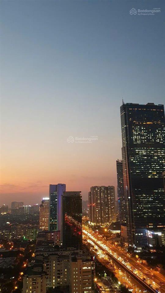 Chính chủ cho thuê studio w2 2709 full đồ, căn có ban công, trống, chuyển vào ở luôn 0325 643 ***