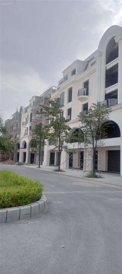 Chính chủ bán liền kề phân khu thịnh vượng diện tích 135m2 mặt tiền 7,5m xây 5 tầng mặt đường 30m