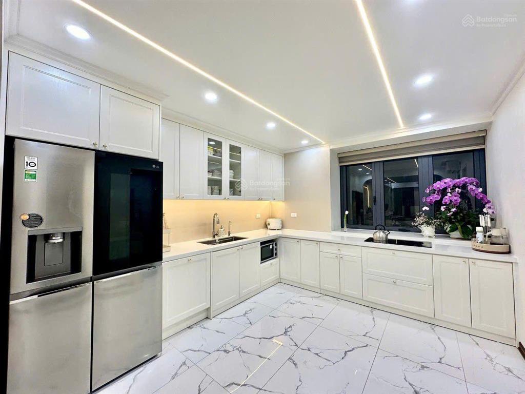 Chính chủ cho thuê căn liền kề phân khu đông dương full nội thất sang trọng giá 30tr/tháng