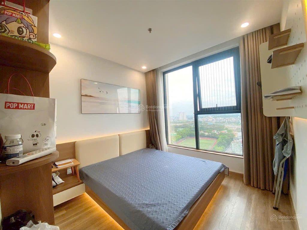 Chính chủ chuyển công tác cần bán căn hộ chung cư 2pn 83m tòa the wisteria giá 6,1 tỷ bao phí