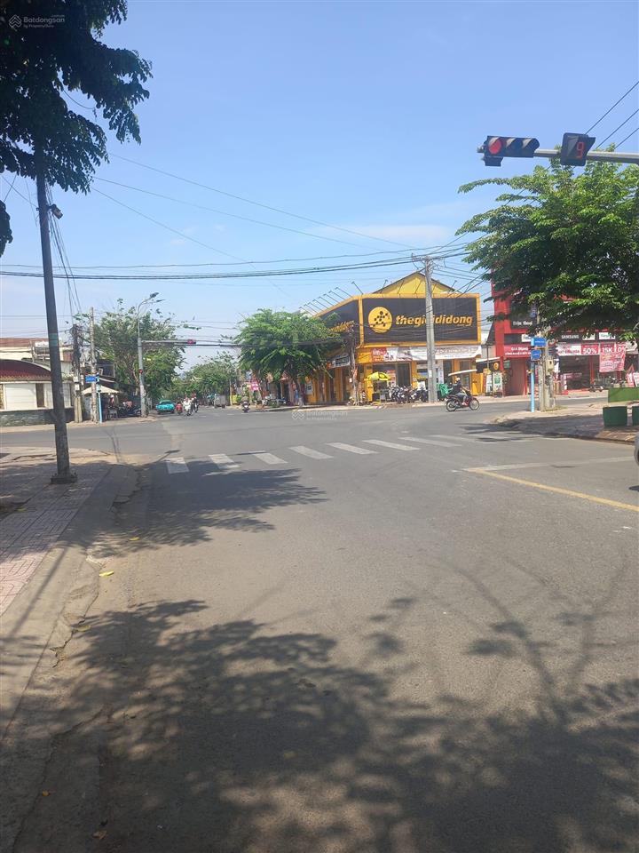 Bán đất mt phan văn hớn, 15,2 tỷ, 220 m2, shr, vay ngân hàng.