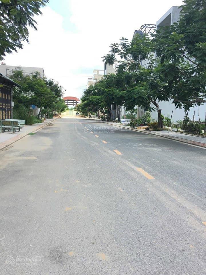 Bán đất mt phan văn hớn, 15,2 tỷ, 220 m2, shr, vay ngân hàng.