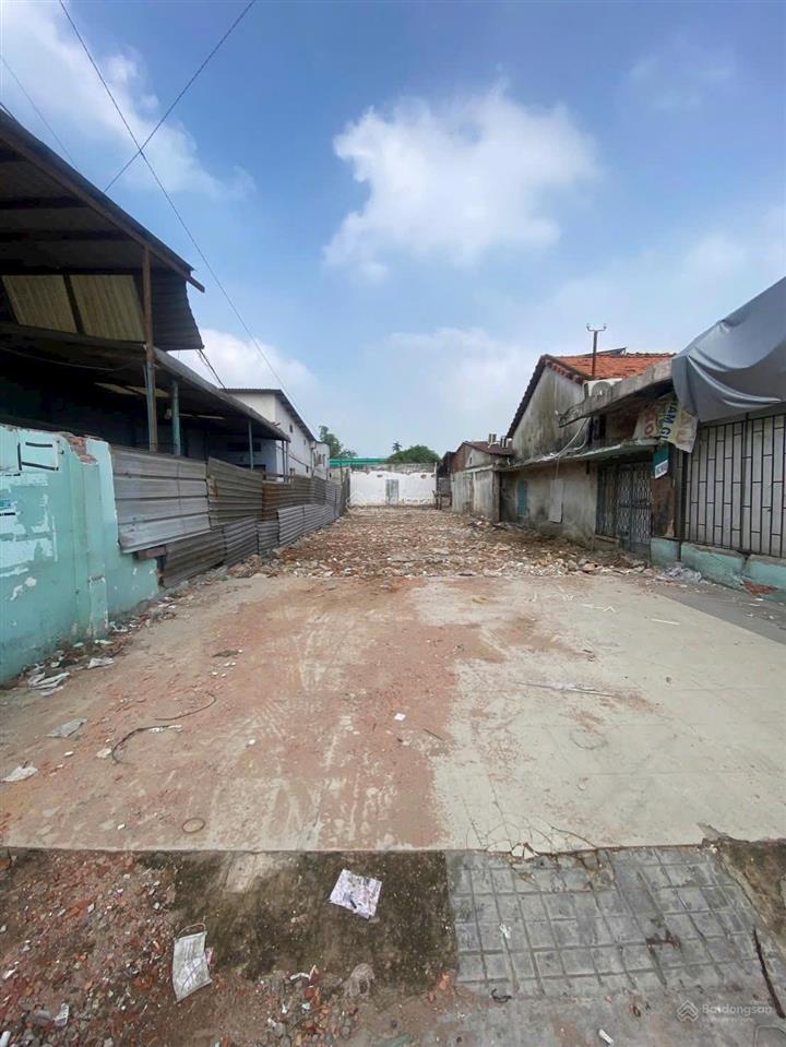 Bán đất tại mt đường phan văn đối, 15,2 tỷ, 264m2, shr, vay ngân hàng.