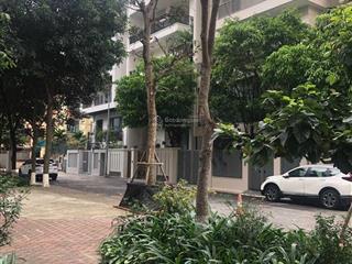 Nhà đẹp đ. võ chí công  lạc long quân 300m2, 5 tầng  tầng hầm  sàn rộng  thang máy 2 mặt thoáng