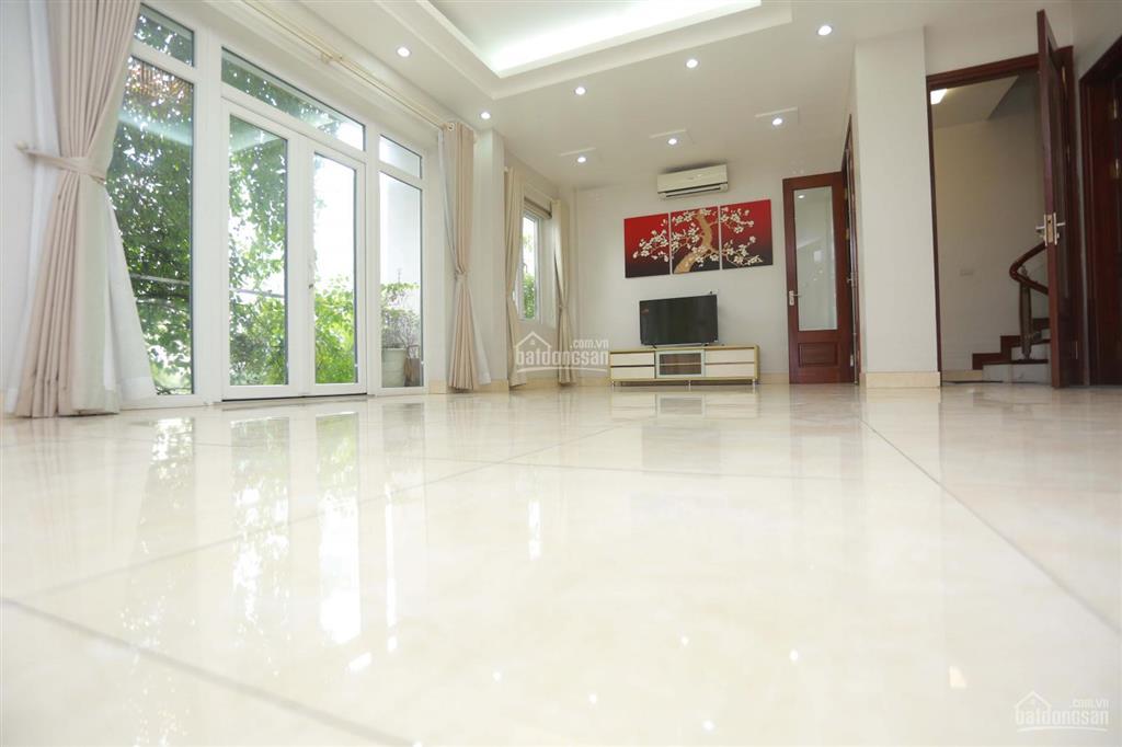 Nhà đẹp đ. võ chí công  lạc long quân 300m2, 5 tầng  tầng hầm  sàn rộng  thang máy 2 mặt thoáng