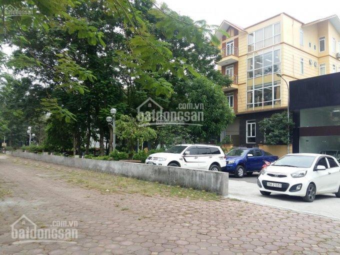 Cho thuê biệt thự vườn đào lô góc 250m2 xây 4 tầng  mặt phố võ chí công  lạc long quân