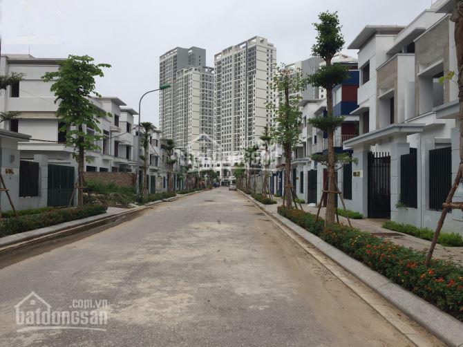 Cho thuê biệt thự khu ngoại giao đoàn vị trí đẹp xây thô và hoàn thiện  giá hợp lý