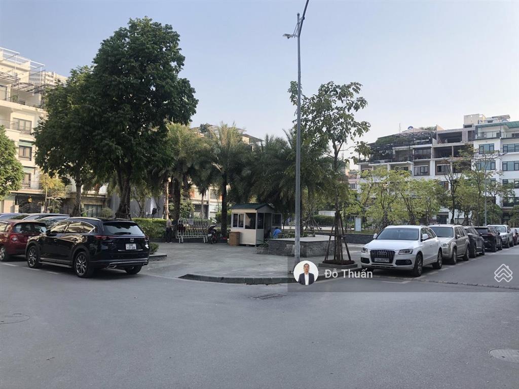 Cho thuê biệt thự  liền kề  shophouse kđt starlake tây hồ tây làm vp để ở full đồ giá từ 50 triệu
