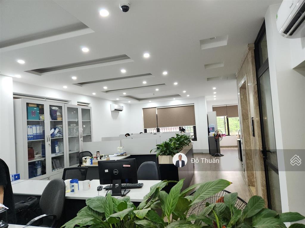 Cho thuê biệt thự  liền kề  shophouse kđt starlake tây hồ tây làm vp để ở full đồ giá từ 50 triệu