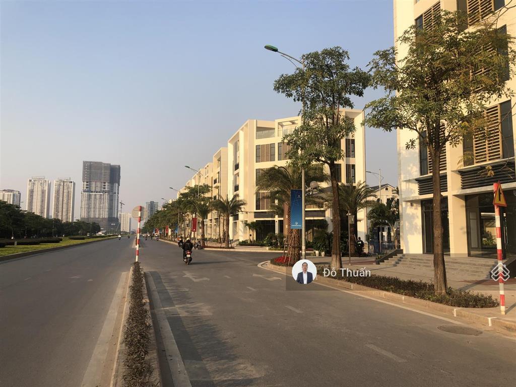 Cho thuê biệt thự  liền kề  shophouse kđt starlake tây hồ tây làm vp để ở full đồ giá từ 50 triệu