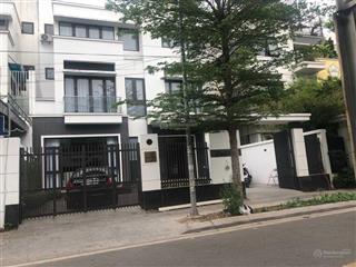 Cho thuê biệt thự lô góc 200m2, xây 4 tầng rộng đẹp kđt dịch vọng, cầu giấy, làm vp công ty