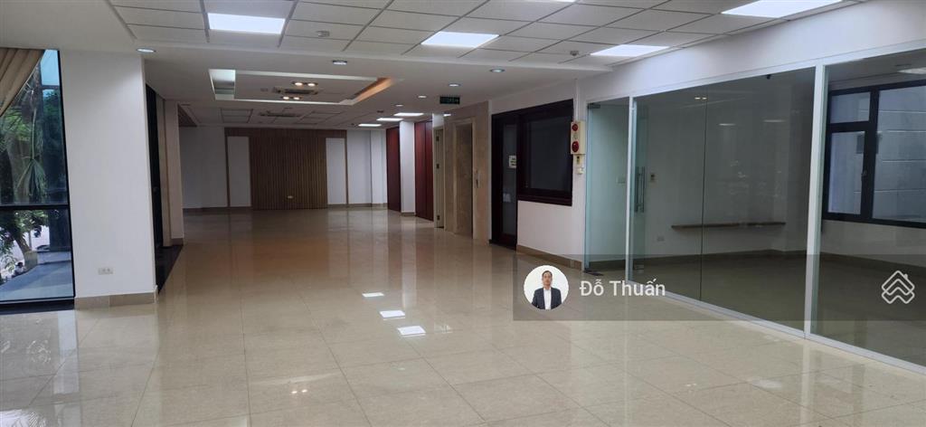 Cho thuê tòa nhà mặt đường lạc long quân mời các công ty tập đoàn lớn  ngân hàng