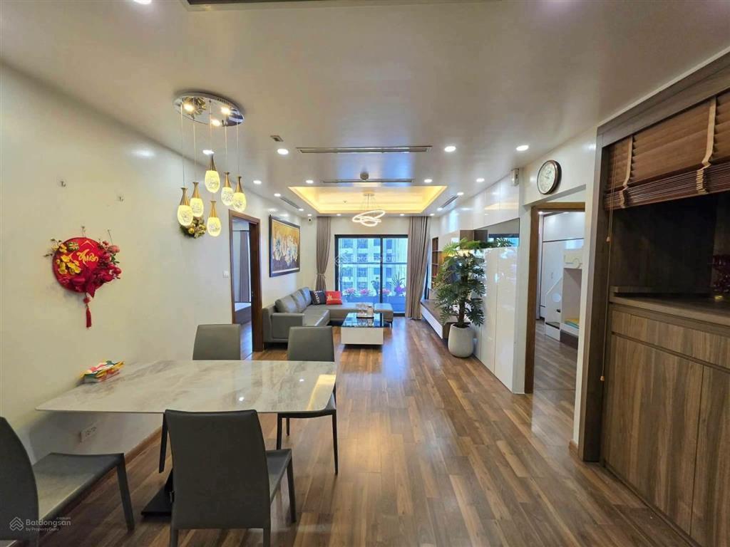 Căn hộ 100m2 goldmark 136 hồ tùng mậu, giá 7,2 tỷ
