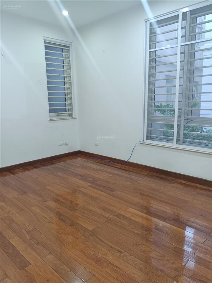 Cho thuê căn hộ 100m2 kđt mỹ đình 1 đường nguyễn cơ thạch giá 11,5 triệu