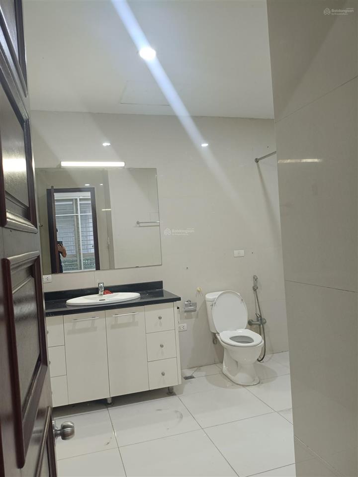Cho thuê căn hộ 100m2 kđt mỹ đình 1 đường nguyễn cơ thạch giá 11,5 triệu