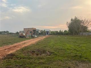 Bán đất giá rẻ nằm trong khu dân cư  tân bình, la gi