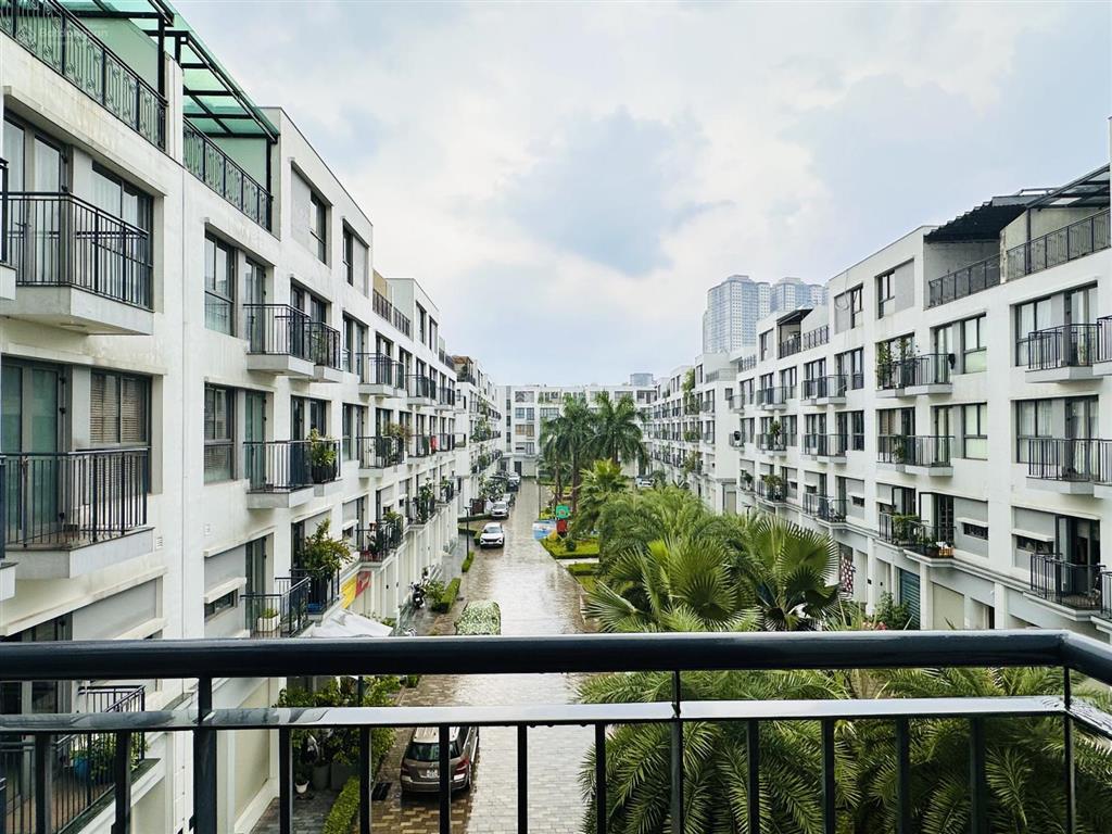 Chính chủ cho thuê biệt thự để ở full đồ giá 45tr các bạn có nhu cầu  trực tiếp tôi