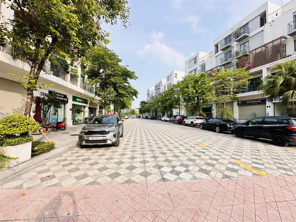 Cho thuê nguyên căn giá từ 22tr/1 tháng. anh chị  tôi theo sdt 0981 498 ***