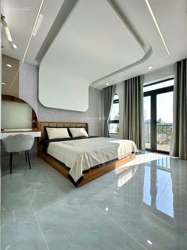 Căn nhà phố sổ hồng full nội thất có thang máy p tân chánh hiệp cần bán