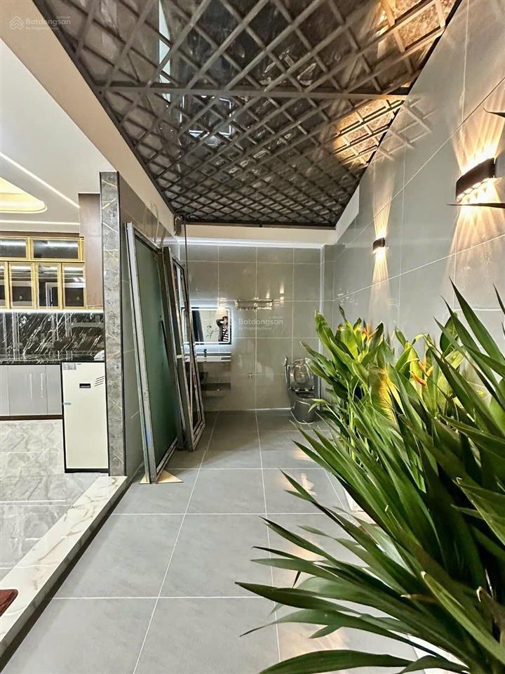 Nhà phố mới hoàn thiện full nội thất đường dương thị mười q12 cần bán