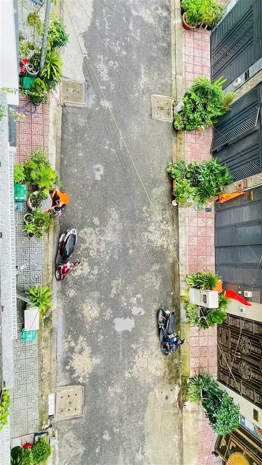 Bán căn nhà phố hẻm 7m 5pn 6vs p. hiệp thành quận 12 giá chỉ hơn 6 tỷ đồng còn tl