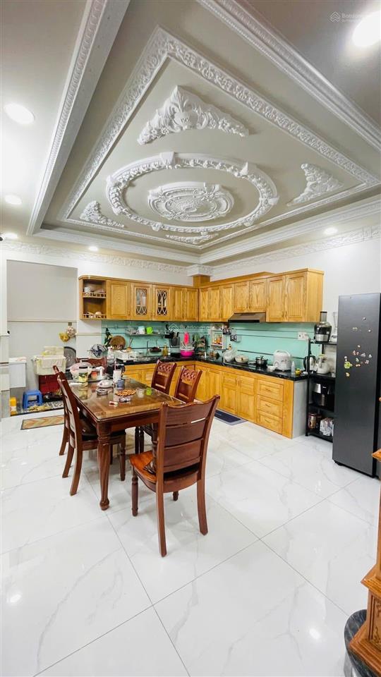 Bán căn nhà phố hẻm 7m 5pn 6vs p. hiệp thành quận 12 giá chỉ hơn 6 tỷ đồng còn tl