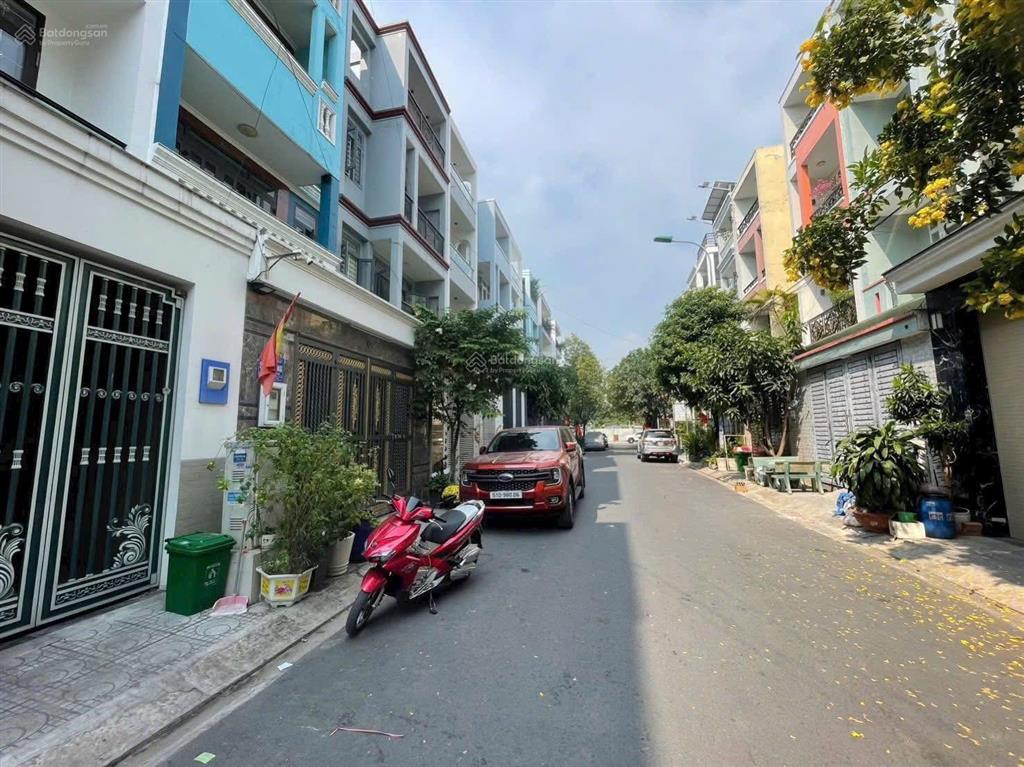 Nhà phố khu tiện ích hiệp thành city q2 cần bán gấp