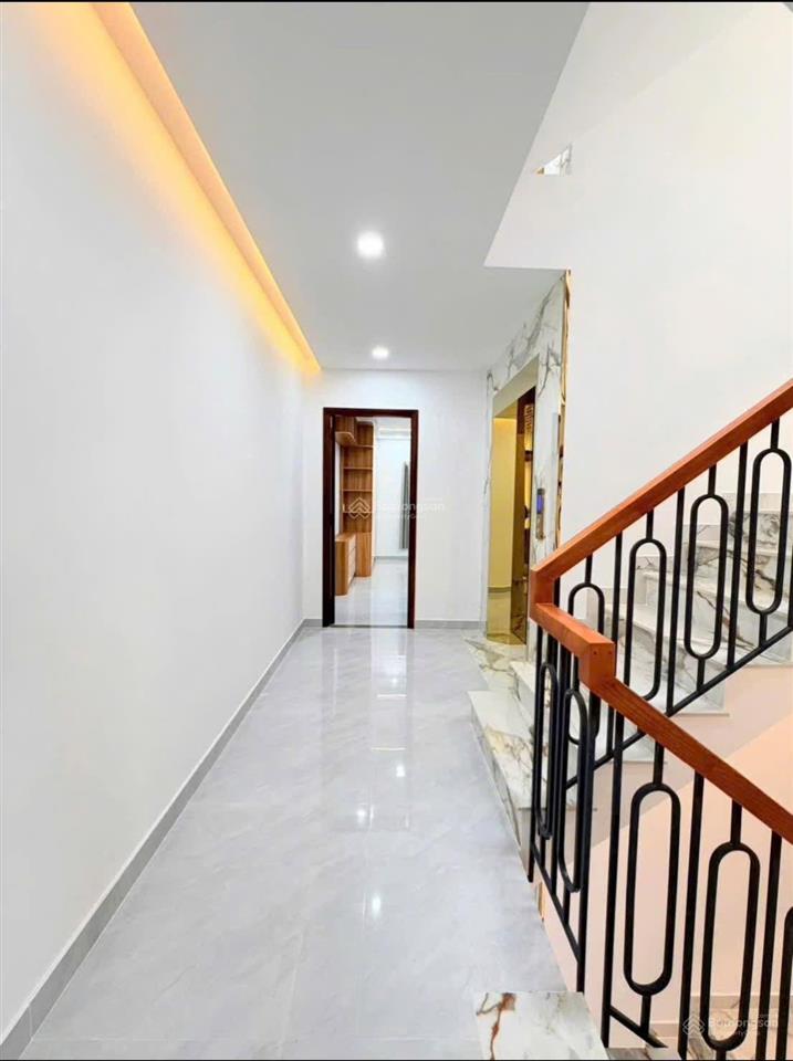 Nhà phố 4 lầu có thang máy full nội thất đã hoàn công p trung mỹ tây q12 cần bán