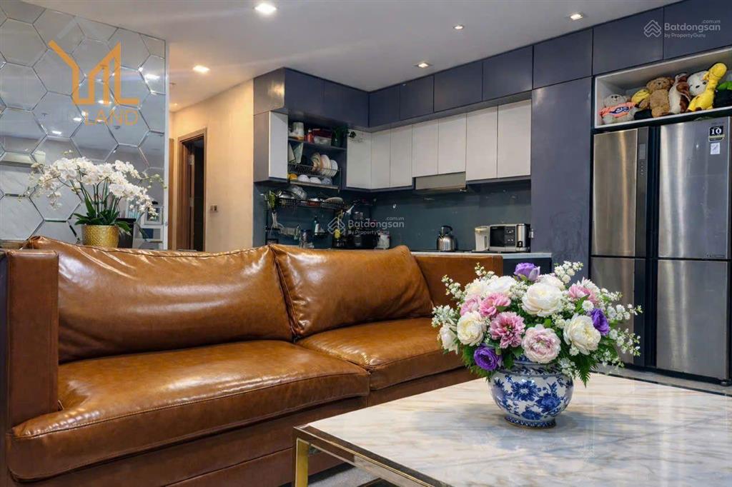 Đang trống căn 2pn vinhomes central park cho thuê!