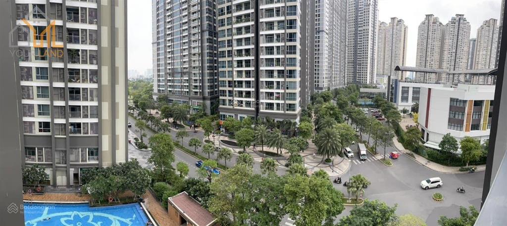 Cho thuê vinhomes central park 3pn trống sẵn