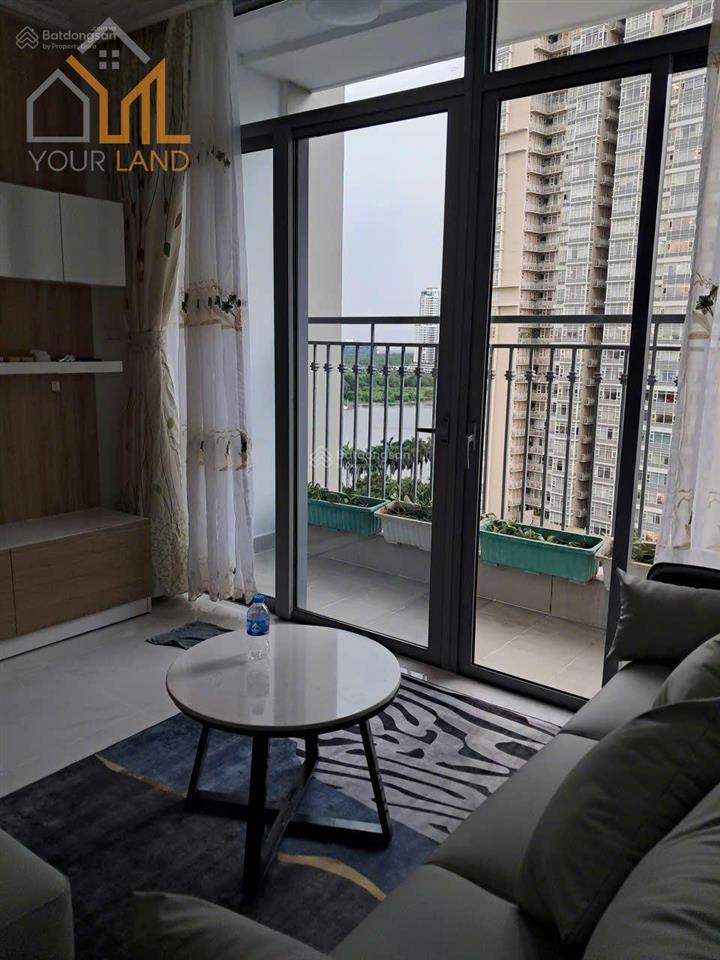 Cho thuê 2pn vinhomes central park  view xéo sông không gian thoáng