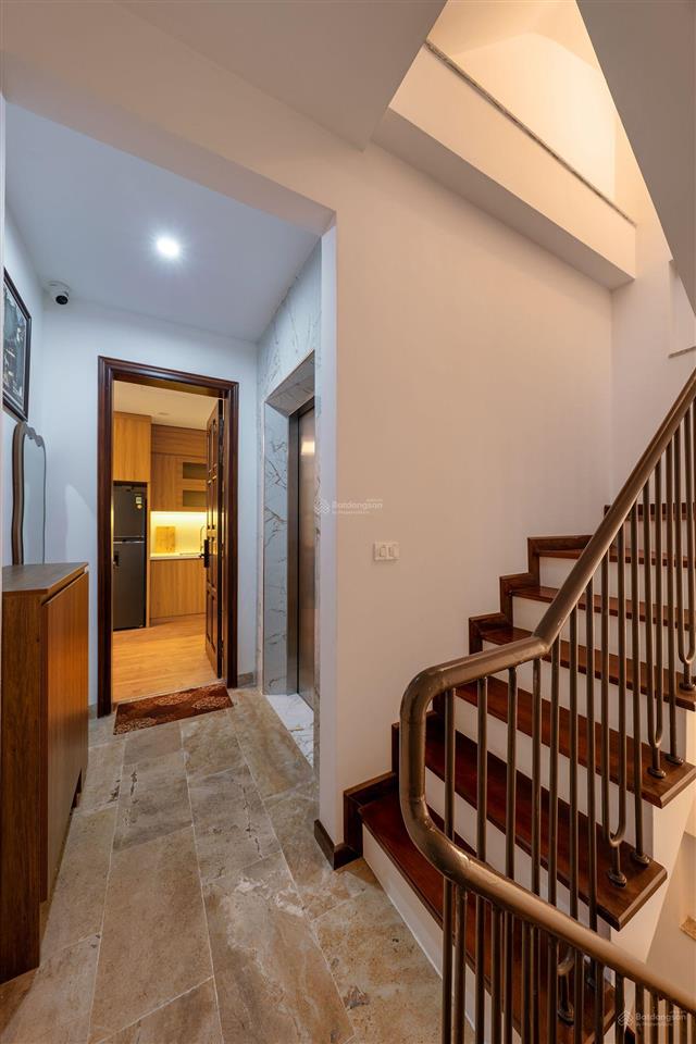 Cho thuê chdv 2pn, 2wc, 70m2 tại 26 ngõ 477 kim mã, 21 triệu vnd, đẹp, nhiều tiện ích