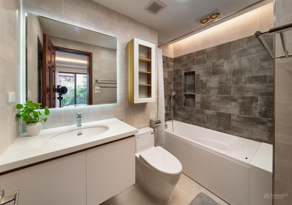 Cho thuê chdv 2pn, 2wc, 70m2 tại 26 ngõ 477 kim mã, 21 triệu vnd, đẹp, nhiều tiện ích