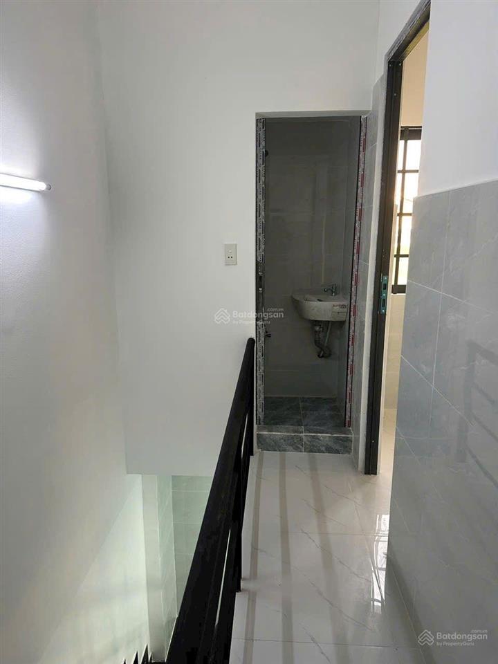 2,85 tỷ giảm mạnh nhà mới căn góc đường d9  lưu chí hiếu  phường tây thạnh