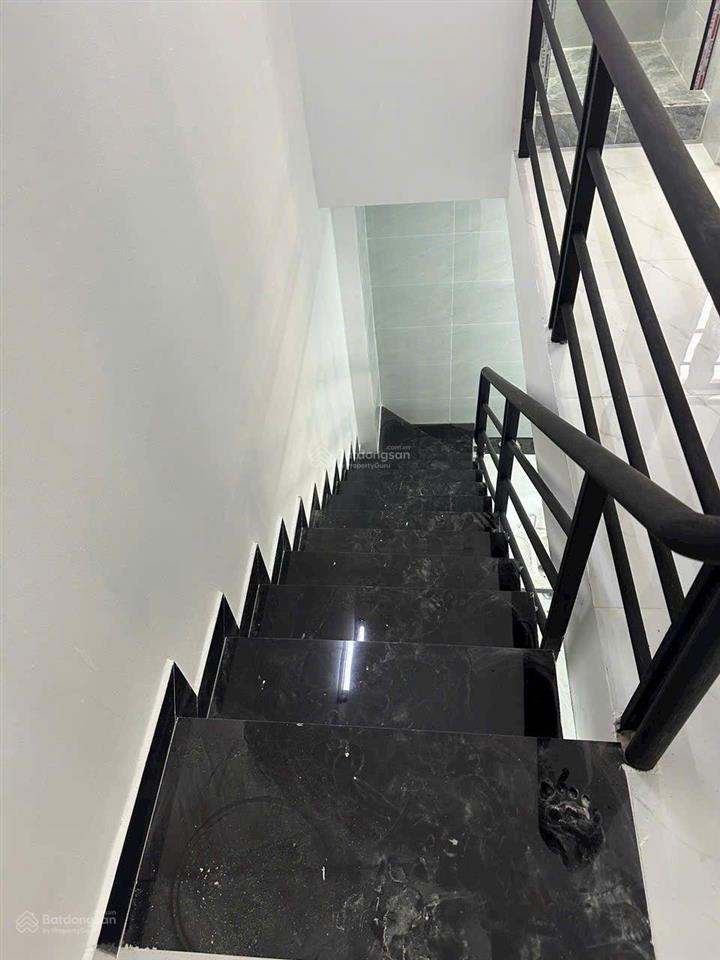 2,85 tỷ giảm mạnh nhà mới căn góc đường d9  lưu chí hiếu  phường tây thạnh