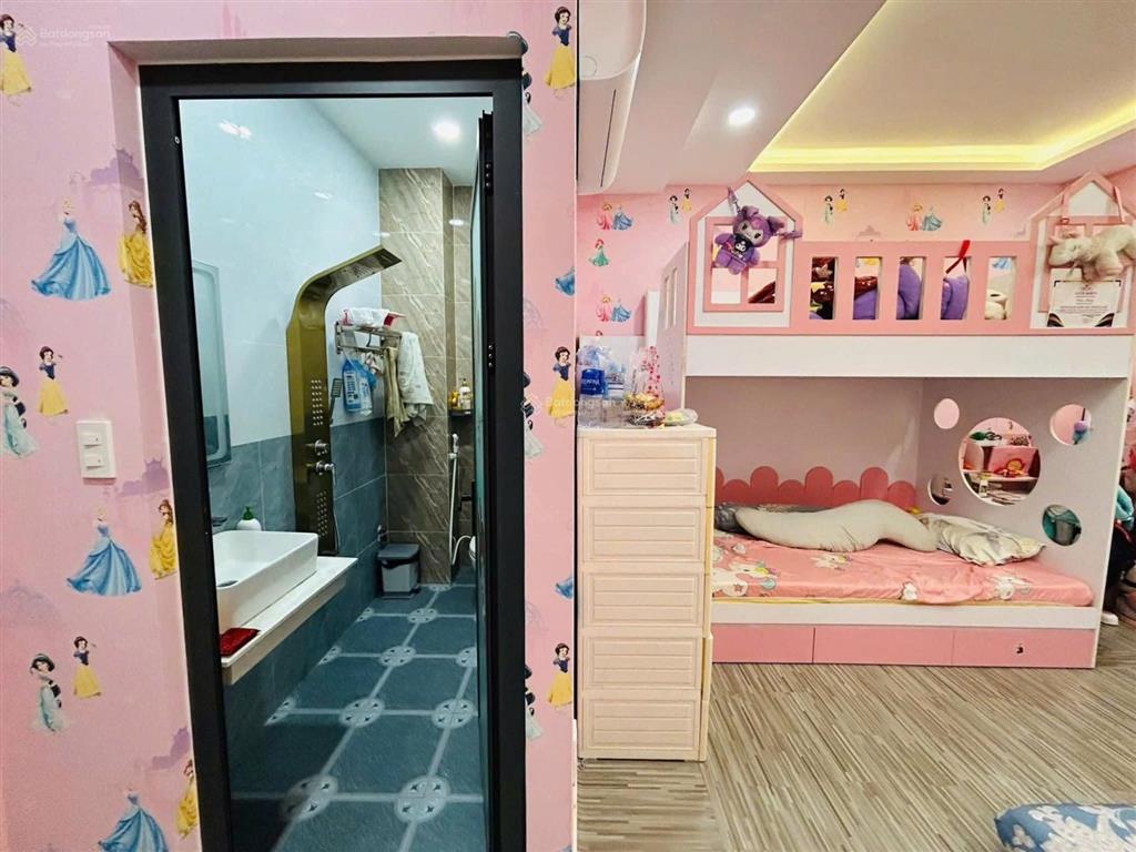 Full nội thất  siêu phẩm khu vip tây lân bình tân giá chỉ 7 tỷ 5 (còn thương lượng)
