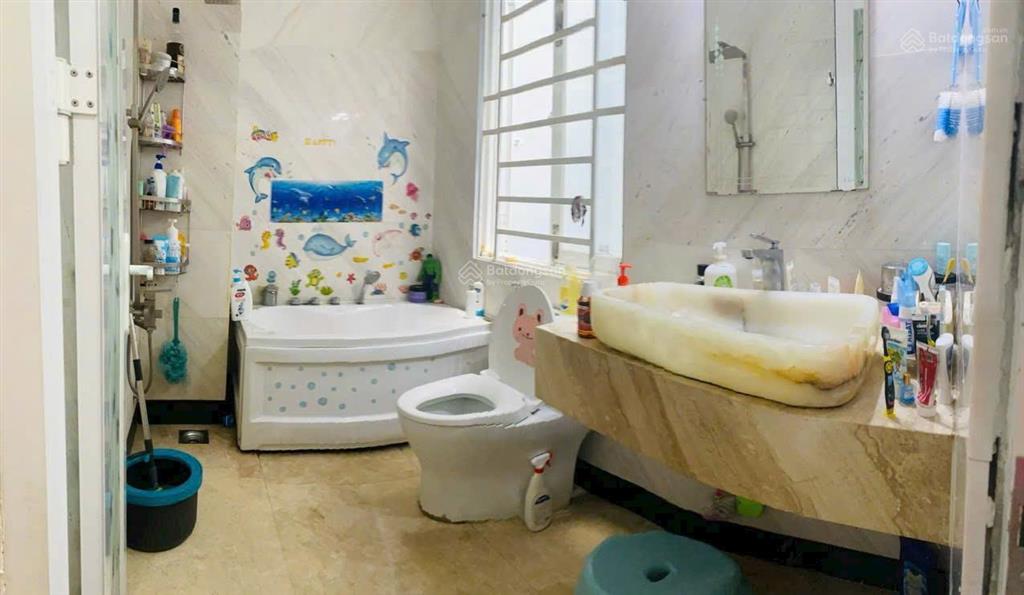 4*20m, 4 tầng  nhà mặt tiền đường dc9, gần aeon tân phú