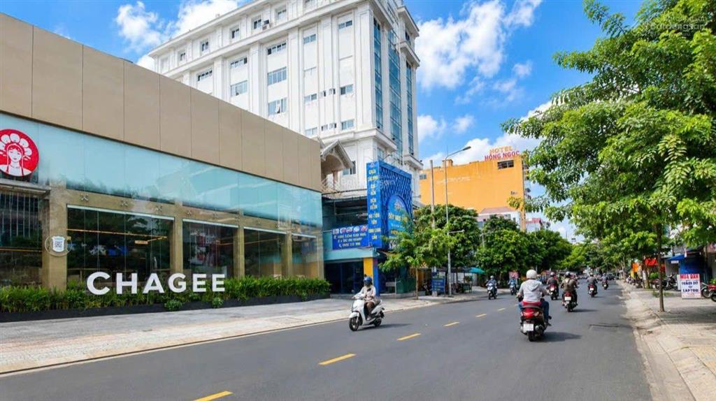 Căn góc mặt tiền đường tân sơn nhì  phường tân sơn nhì