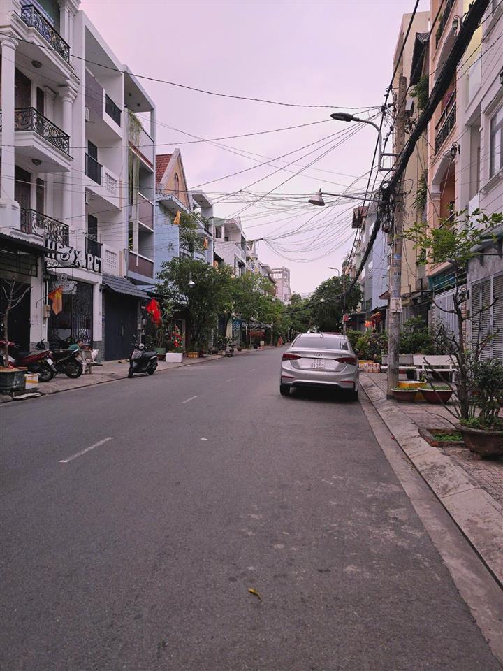 Nhà cho thuê khu vip trần văn ơn 4x5x17,5m 3 tầng 5pn  4wc