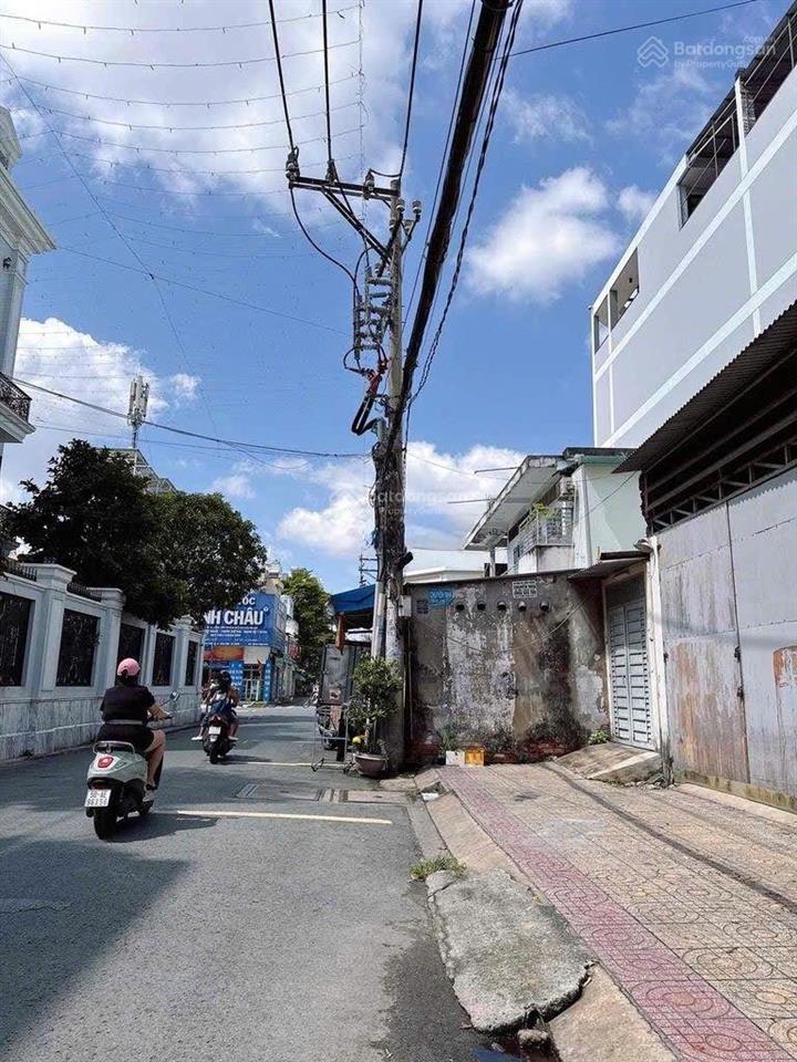 Kho xưởng 9m x 22,5m tổng 202,5m2 đường tự do  độc lập