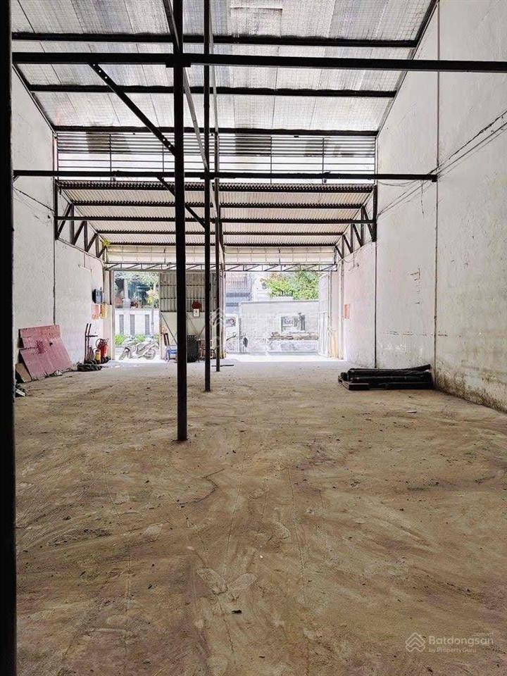 Kho xưởng 9m x 22,5m tổng 202,5m2 đường tự do  độc lập