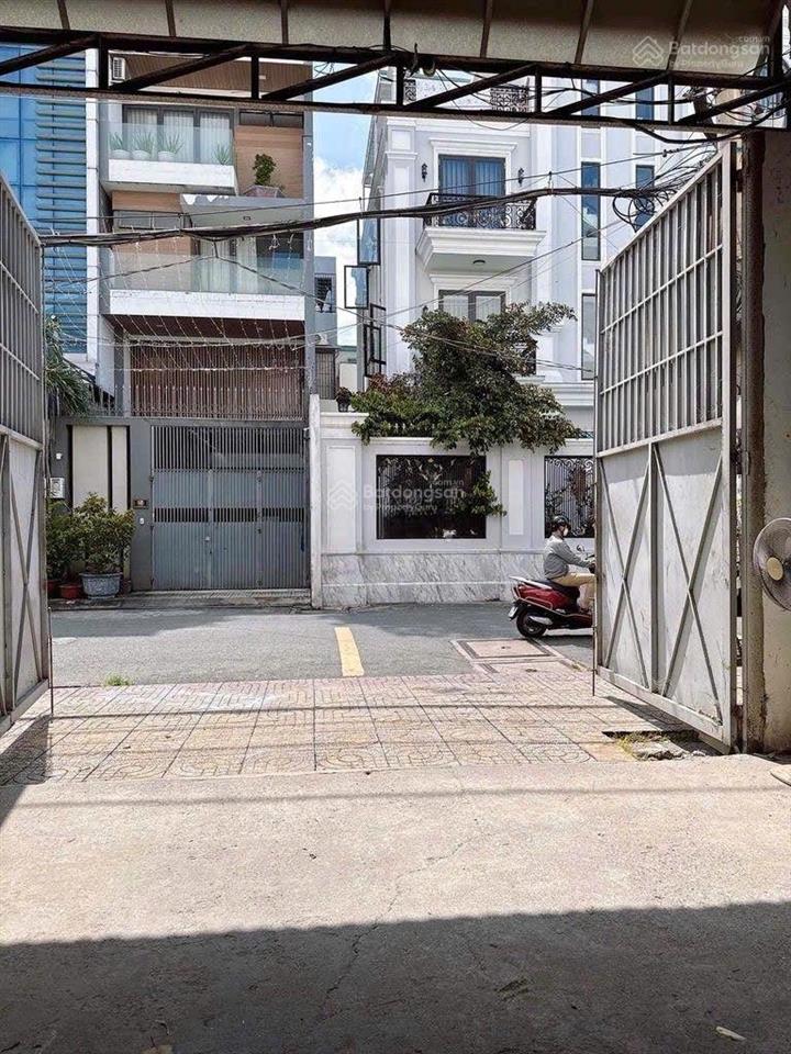 Kho xưởng 9m x 22,5m tổng 202,5m2 đường tự do  độc lập