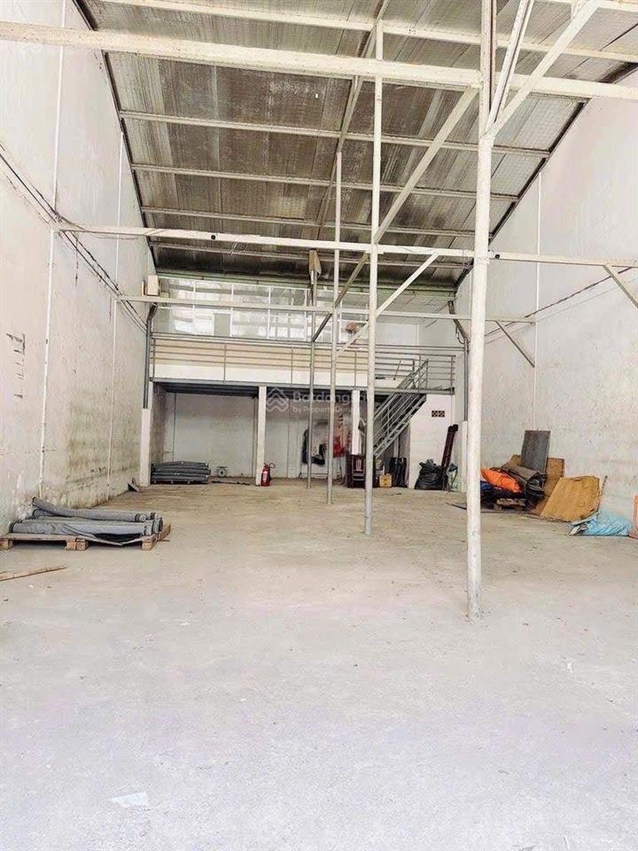 Kho xưởng 9m x 22,5m tổng 202,5m2 đường tự do  độc lập