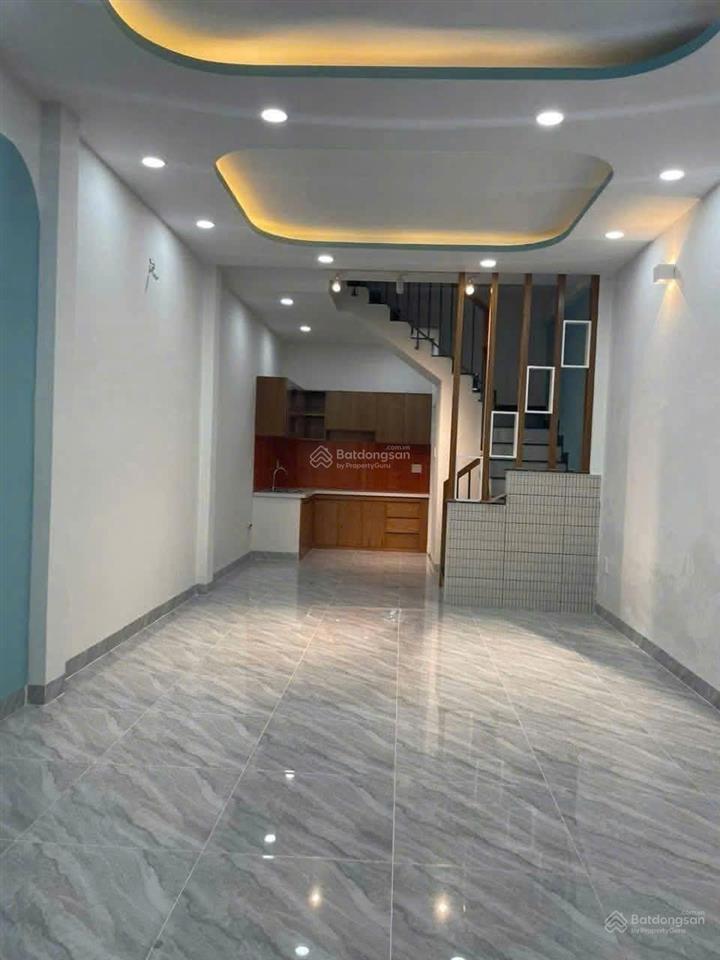 2 tầng  2pn2wc gần sân bay  etown  aeon tân phú  đh công thương